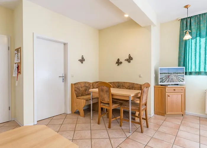 Augusta, 02 Apartman